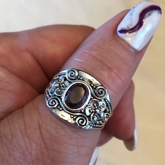 Unisex Size 9 Amethyst Silver Ring - Picture 3 of 12
